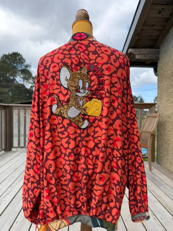 Kimono rouge et léopard MissPom' avec lapin brodé au dos