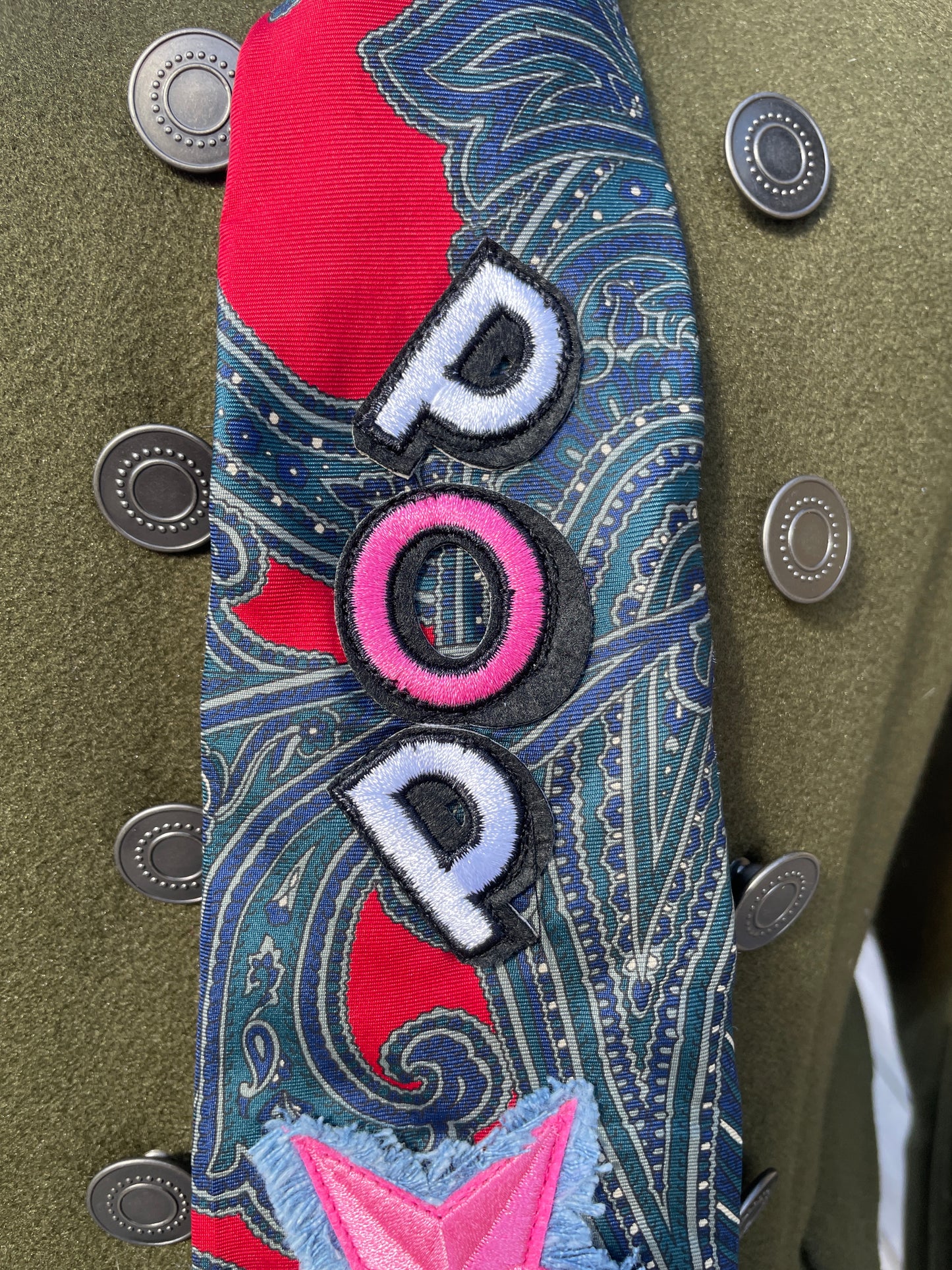 Cravate bijou " Pop Couture"