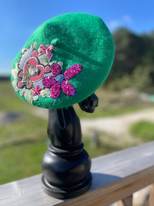 Béret en laine customisé " Vert Paradis"