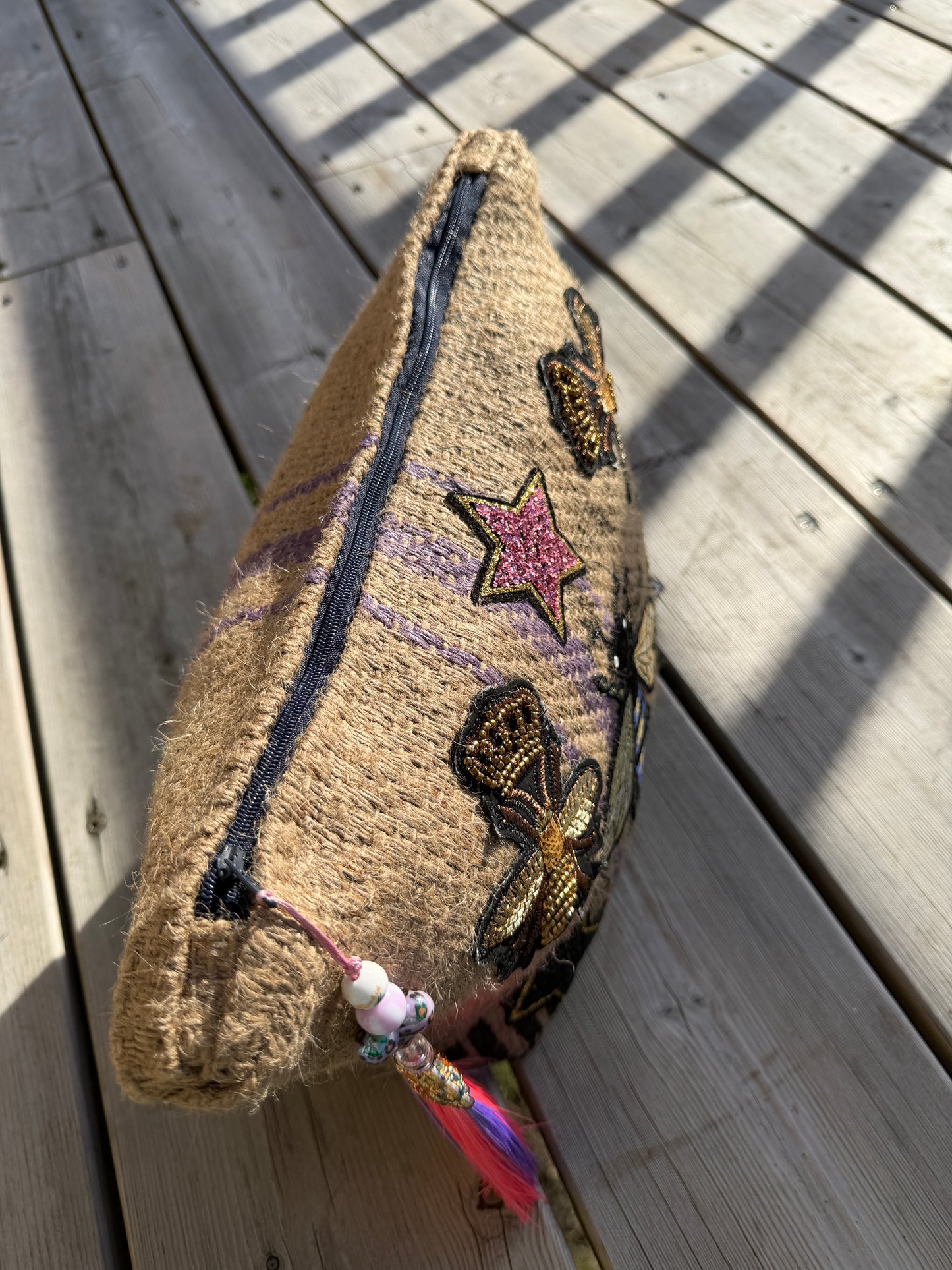 Pochette  femme - "BZZZ" - toile de jute - pièce unique