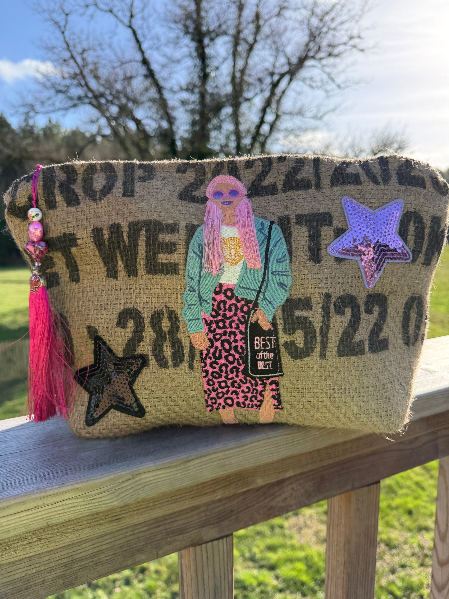 Pochette femme  - "So chic" - toile de jute - pièce unique