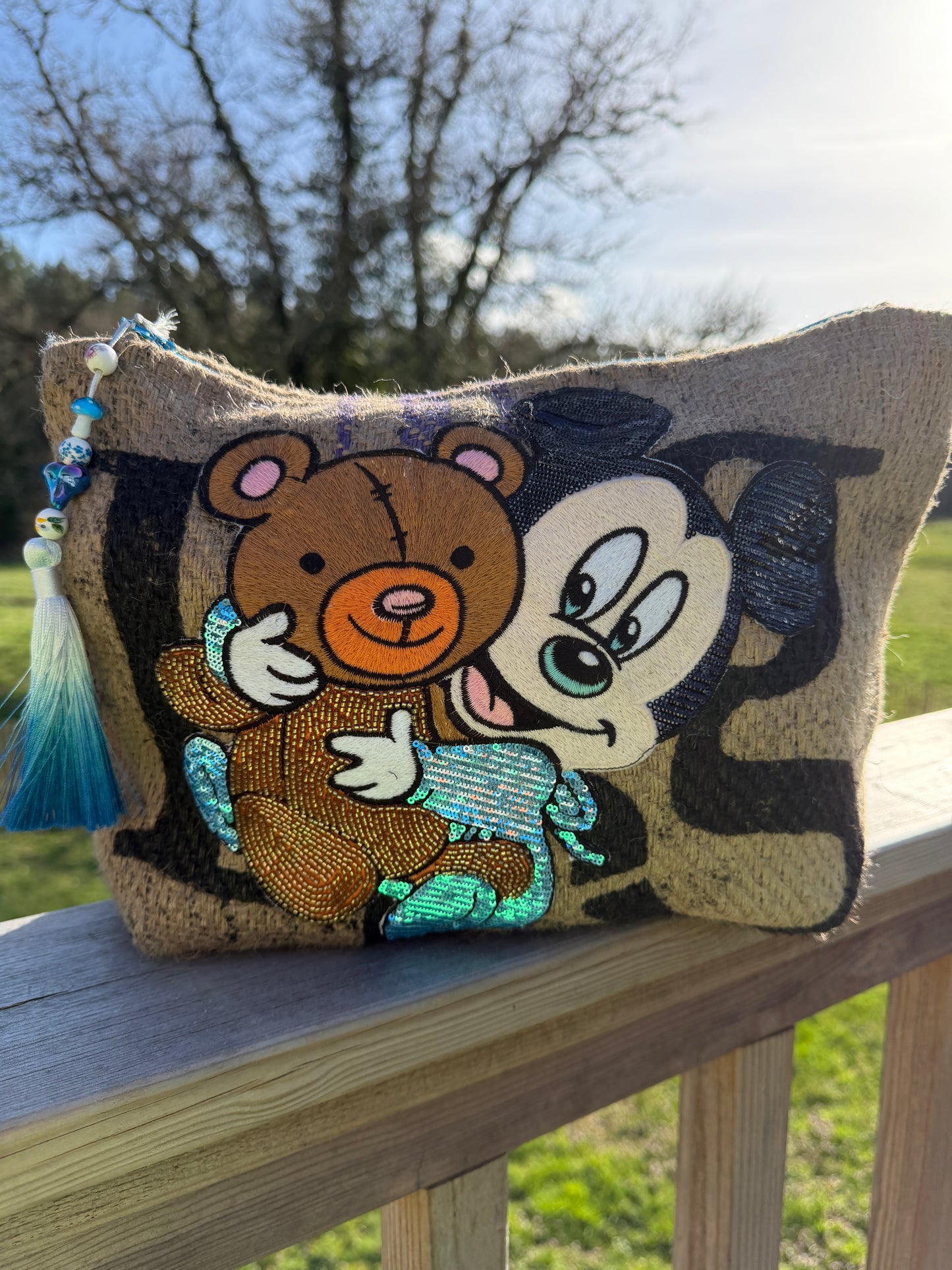 Pochette femme  - "A moi" -  toile de jute - pièce unique