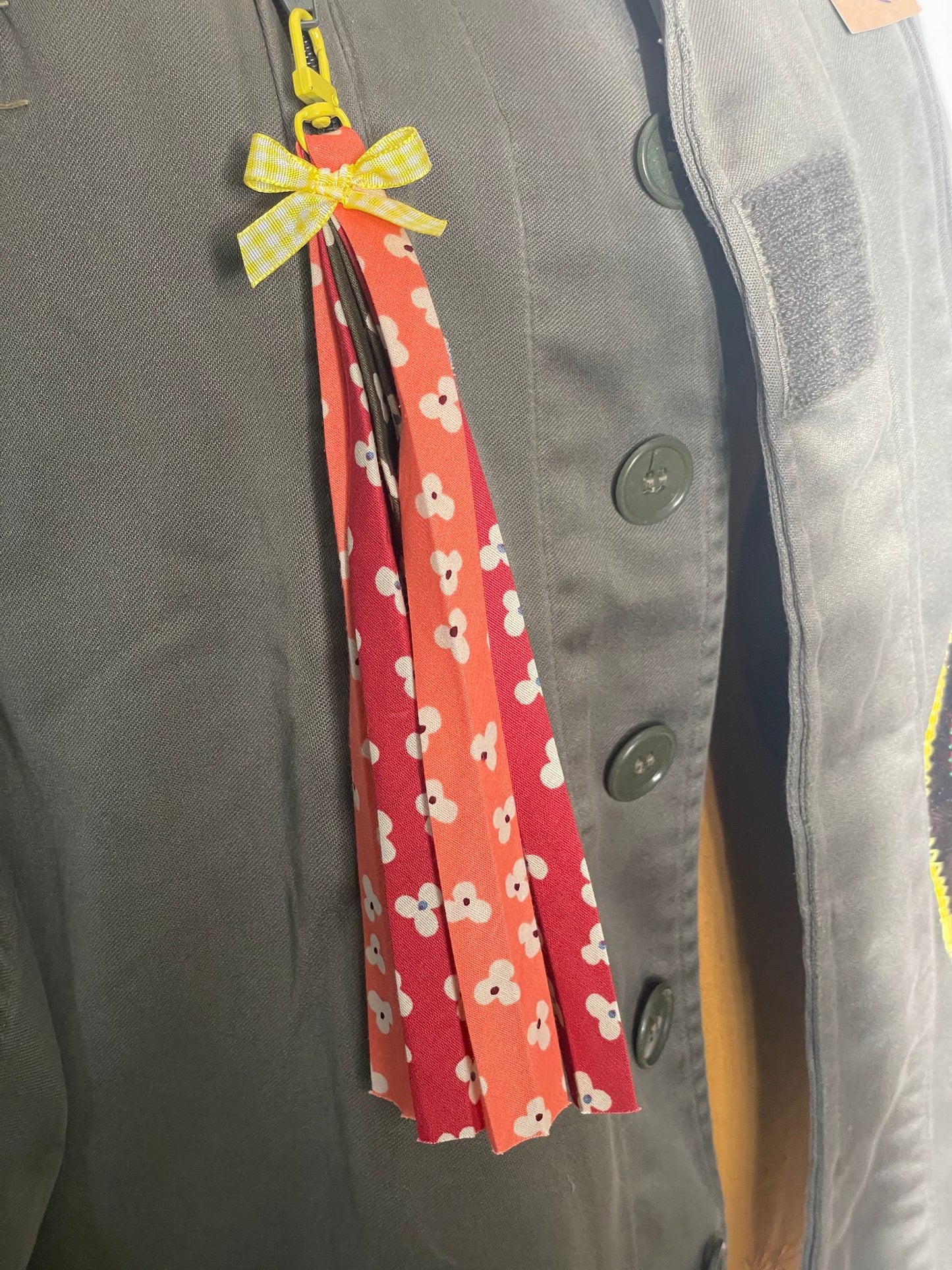Veste Treillis militaire customisée   “Abeille et Royal Karma”